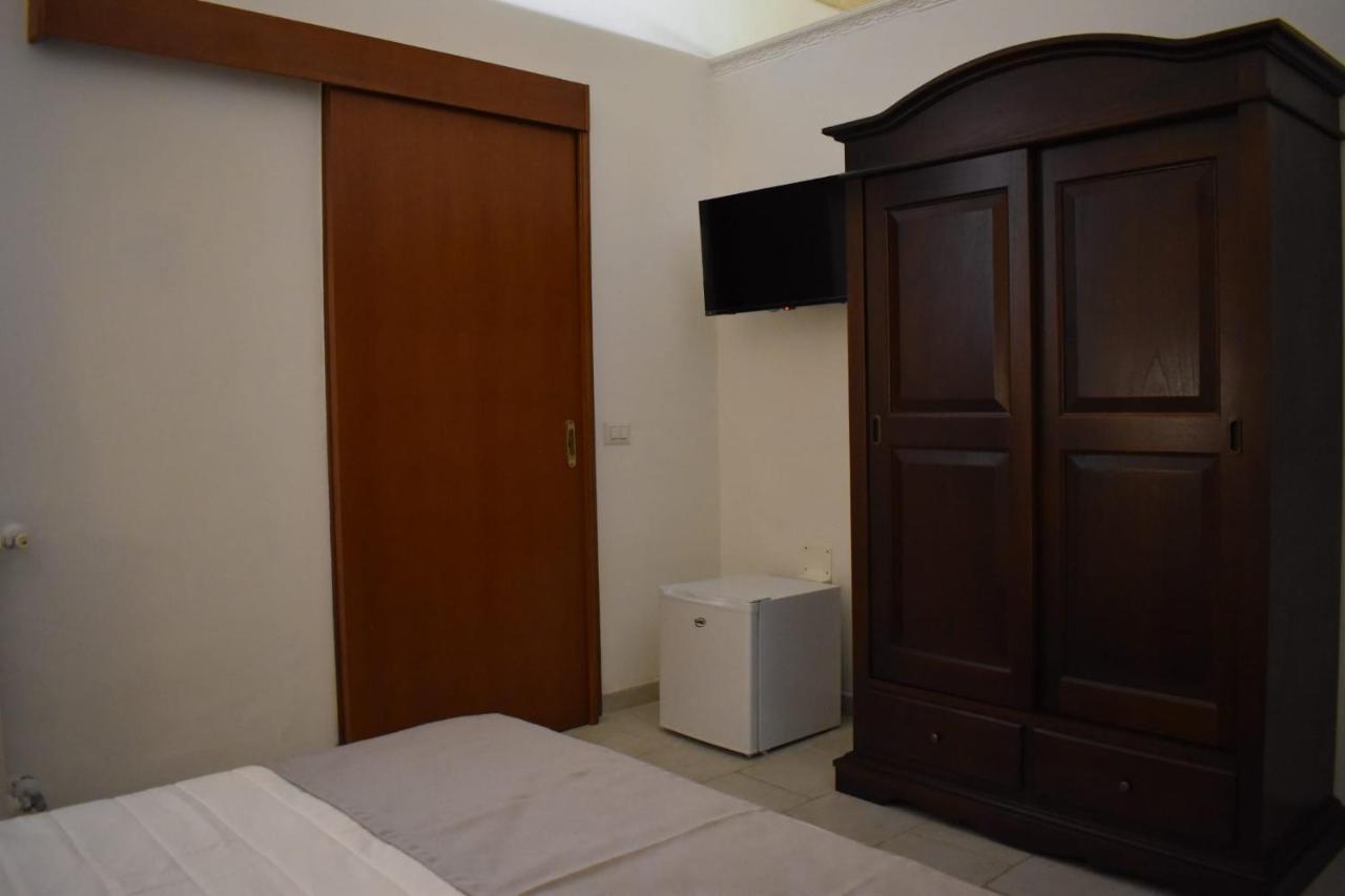 Samele Bed And Breakfast Lecce Exterior foto