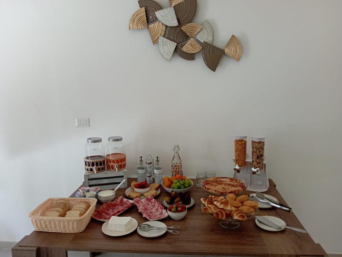 Samele Bed And Breakfast Lecce Exterior foto