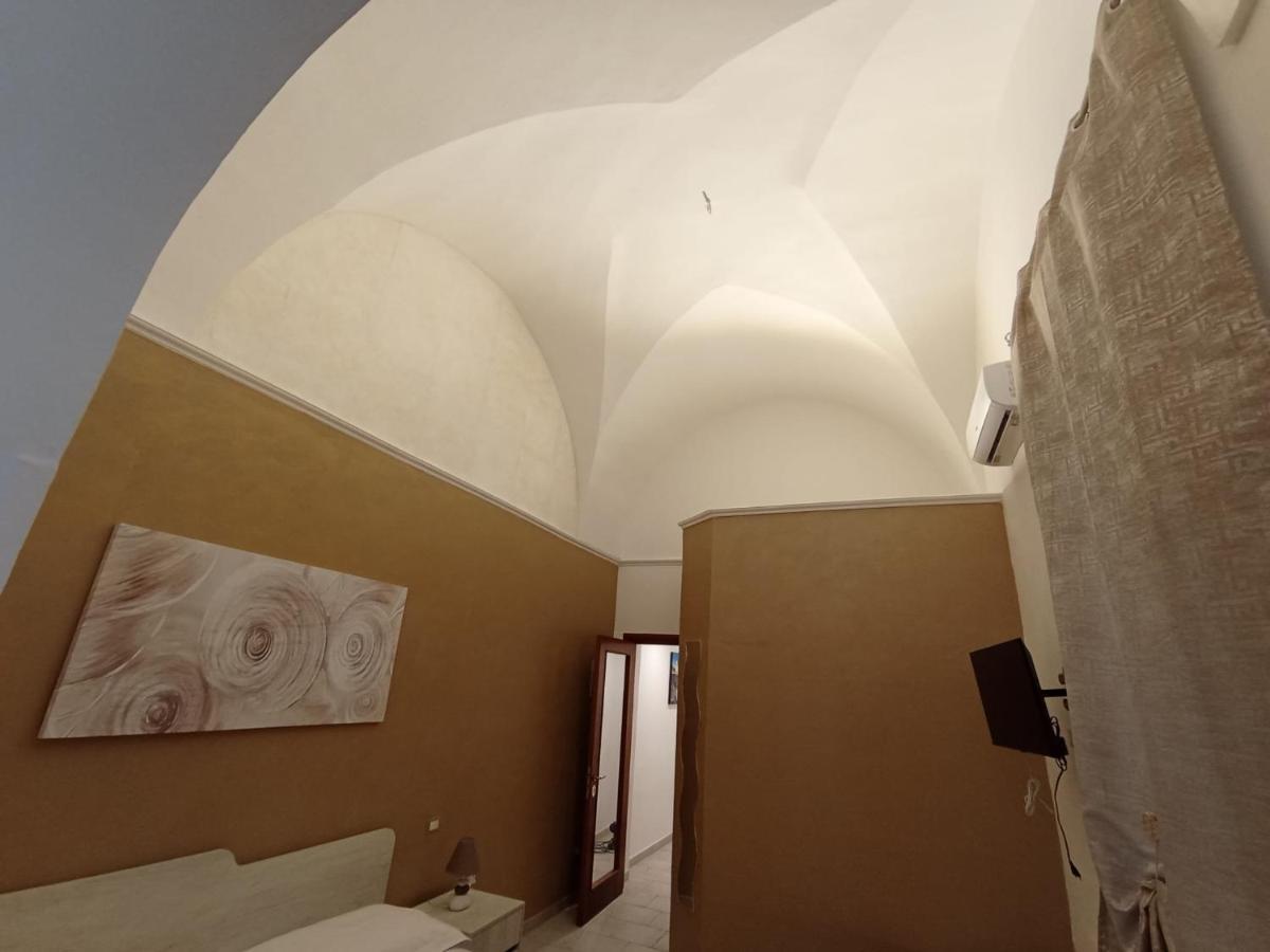 Samele Bed And Breakfast Lecce Exterior foto