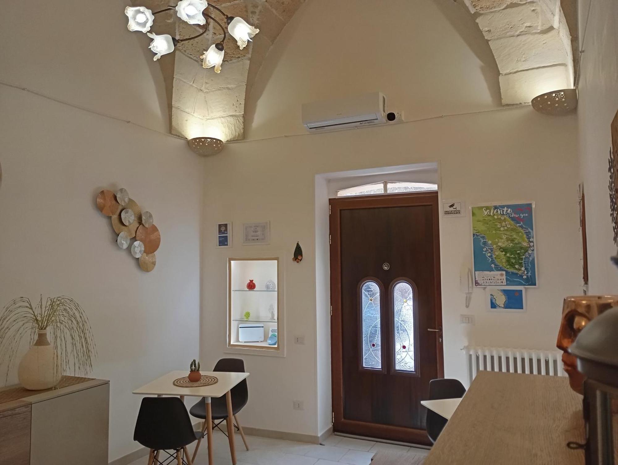Samele Bed And Breakfast Lecce Exterior foto